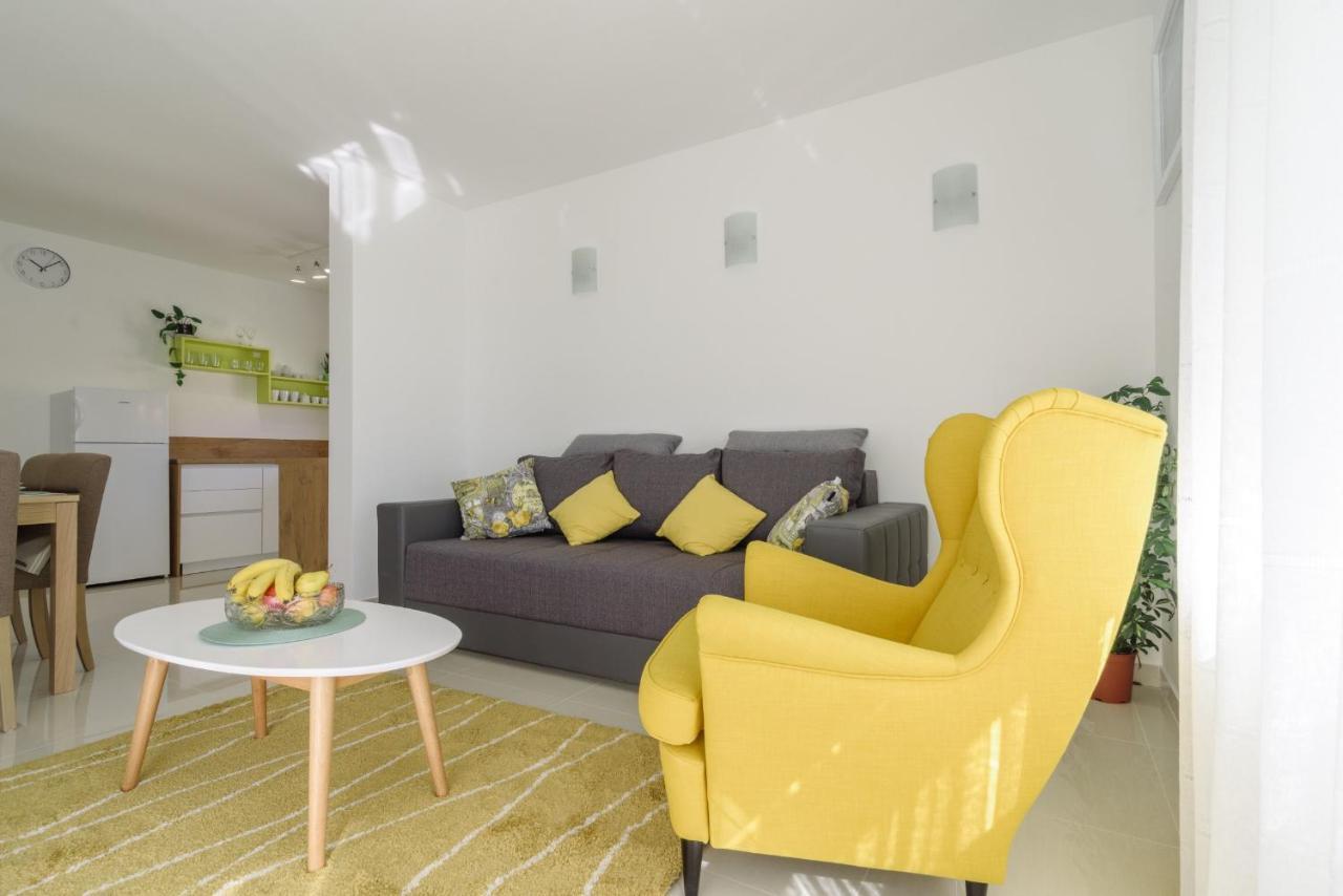 Apartment S-7 Trogir Eksteriør billede