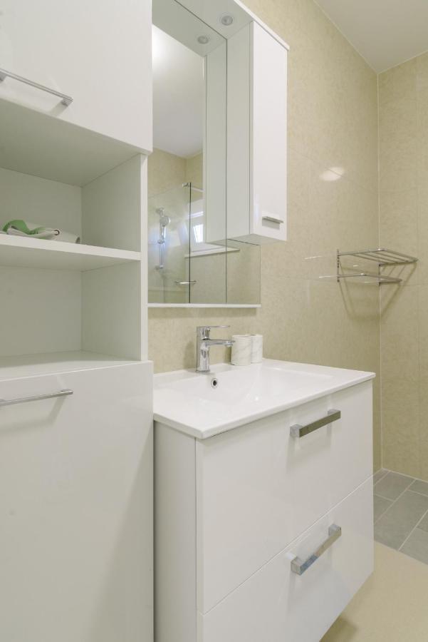 Apartment S-7 Trogir Eksteriør billede