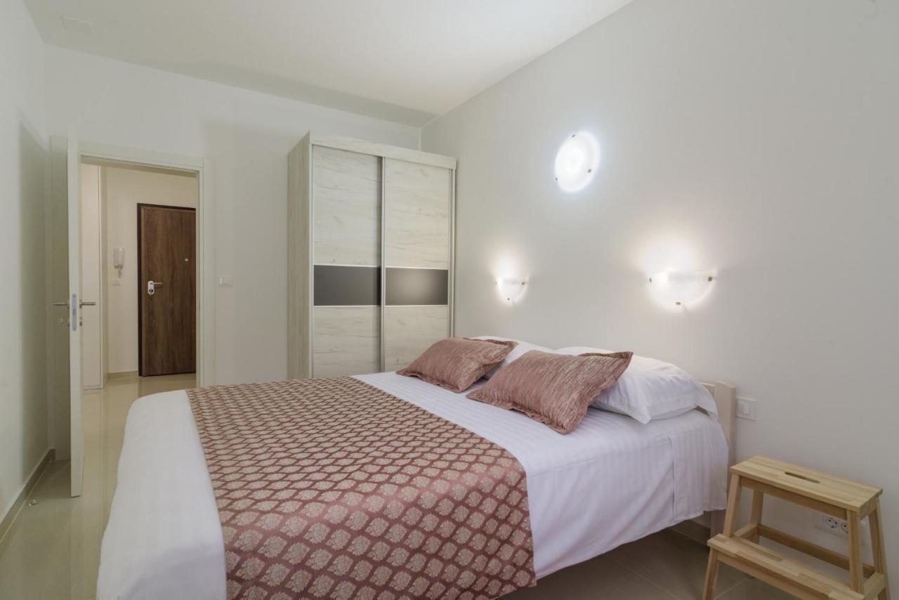 Apartment S-7 Trogir Eksteriør billede