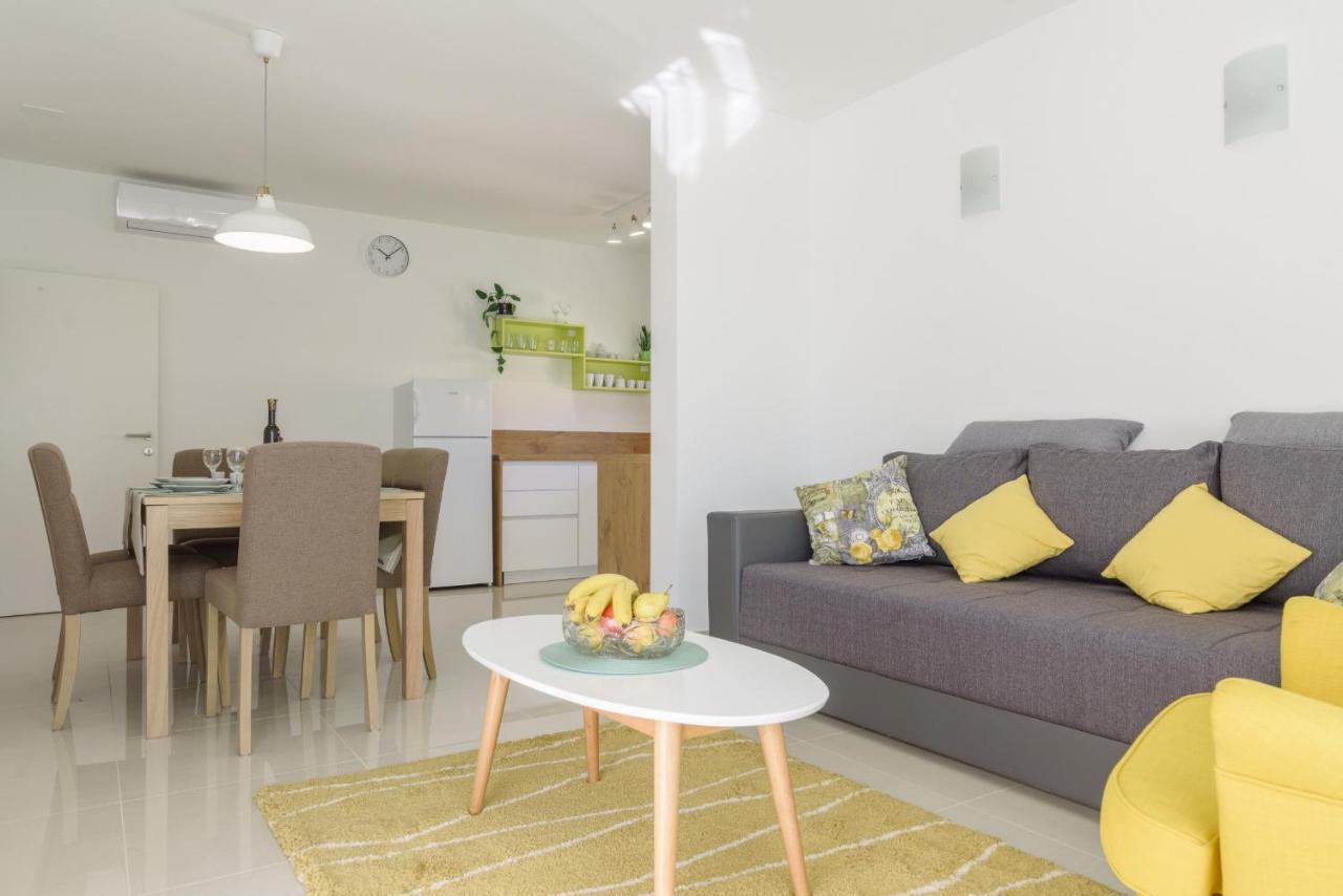 Apartment S-7 Trogir Eksteriør billede